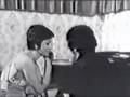
		YouTube
				- ‫گوگوش -  دریایی  (کمکم کن)  (Googoosh Daryaie (Komakam Kon‬‎
	